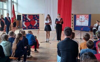 Uroczysty Apel z Okazji Święta 3 Maj